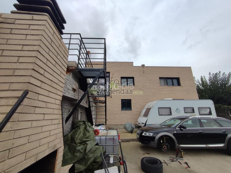 Foto f13d856e-f4af-4032-b705-d5301205b18e. Casa amb calefacció aparcament a Vallirana