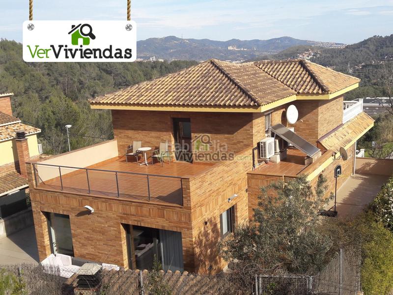 Foto 0877bbf0-d9c7-4124-b4f8-a1d9008dab75. Casa en n/a preciosa casa con piscina en Cervelló