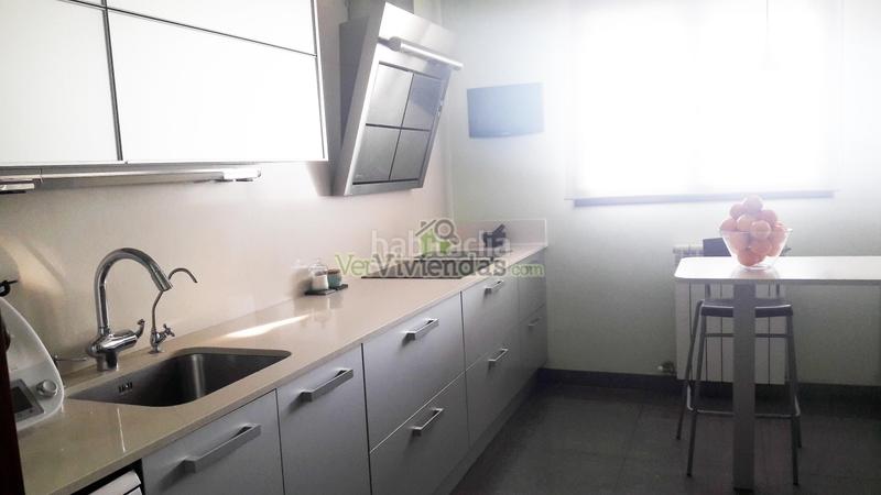 Foto c232b690-331f-4a9c-b5a8-4a50ba875e5a. Casa en n/a preciosa casa con piscina en Cervelló