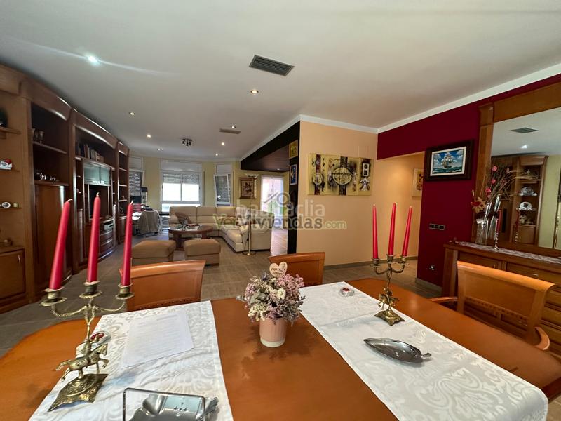 Foto ea12e4de-c1ce-4123-b037-071e3ef50228. Chalet dans carrer santiago rusiñol 10 dans Cervelló