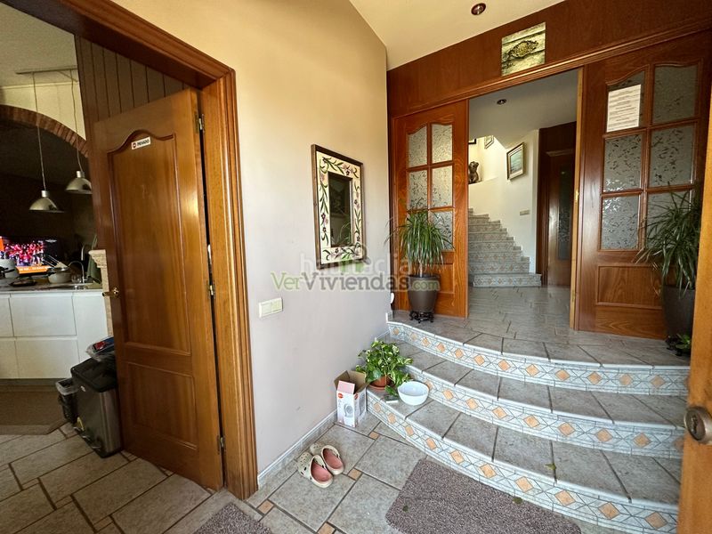 Foto 28f37a38-8f04-4f7f-a58f-ae75c0191890. Chalet en camí de la creu de l'aragall 219 espectacular casa con piscina en Corbera de Llobregat