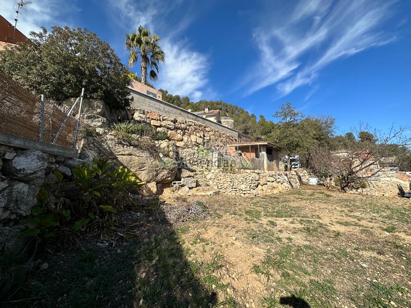 Foto 618f0dee-e2cc-4892-b178-d803fdb1f266. Chalet en camí de la creu de l'aragall 219 espectacular casa con piscina en Corbera de Llobregat