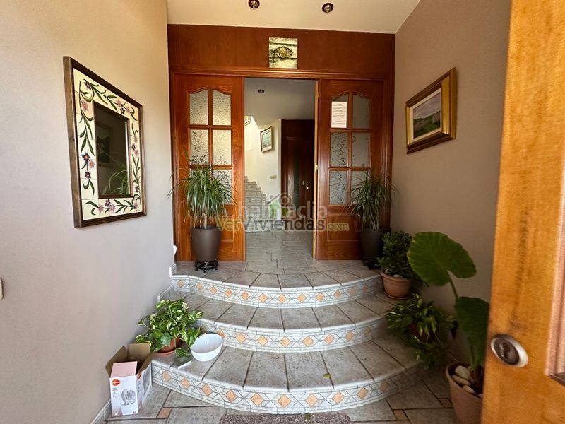 Foto 6e6b77c8-fe6d-4967-a8a2-587870e35d17. Chalet en camí de la creu de l'aragall 219 espectacular casa con piscina en Corbera de Llobregat