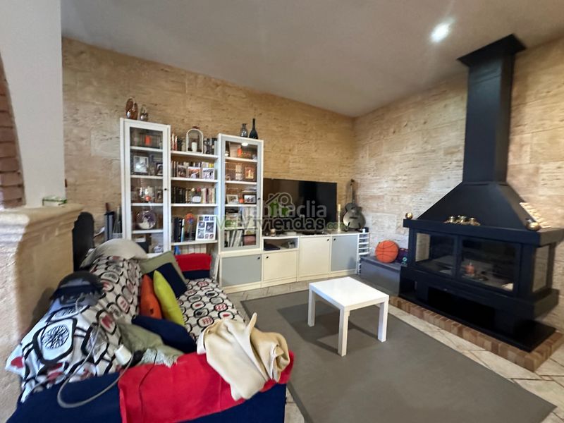 Foto cc4290f0-ba62-47e9-bbde-9557969d47f0. Chalet en camí de la creu de l'aragall 219 espectacular casa con piscina en Corbera de Llobregat