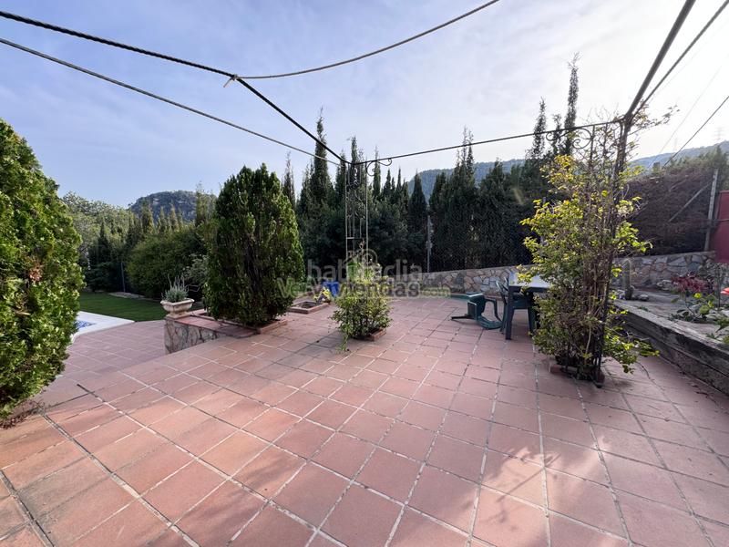 Foto 1dad7c93-cc1f-4c1f-b623-66419b92c4e6. Casa en setena avinguda 16 espectacular casa con piscina en Torrelles de Llobregat
