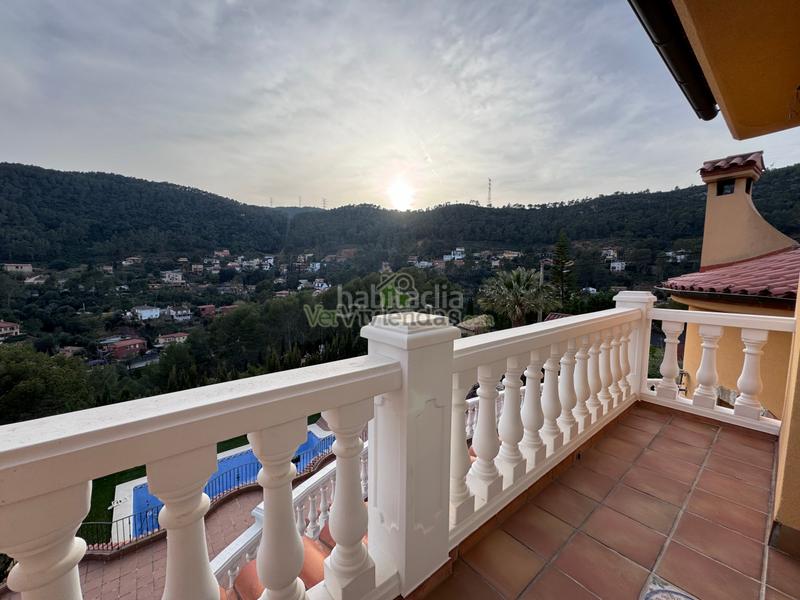 Foto 20836227-b5ab-4b0e-852d-9f259e140e62. Casa en setena avinguda 16 espectacular casa con piscina en Torrelles de Llobregat
