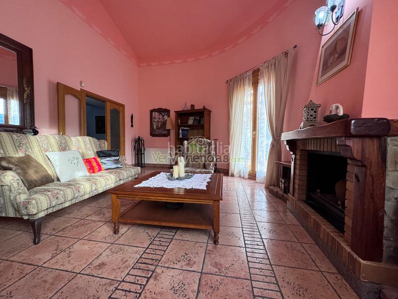 Foto 460e0550-2f6c-467d-afa0-a983cccdc1e8. Casa en setena avinguda 16 espectacular casa con piscina en Torrelles de Llobregat