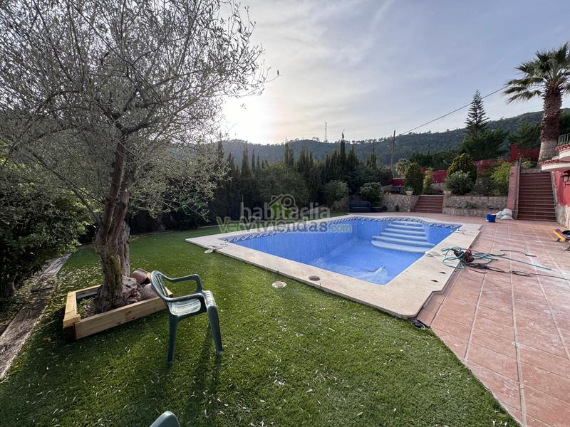 Foto 58801c6f-4057-4197-b537-d7861fecc745. Casa en setena avinguda 16 espectacular casa con piscina en Torrelles de Llobregat