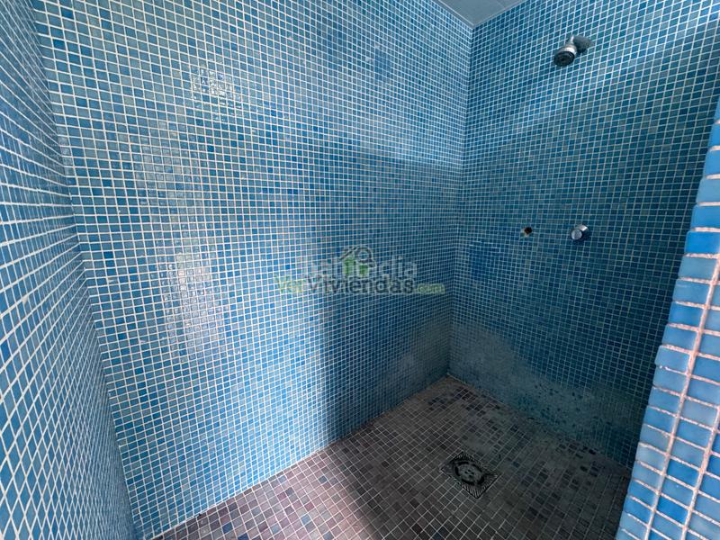 Foto 74946b59-c3b1-45cd-9380-f39fdb59954c. Casa en setena avinguda 16 espectacular casa con piscina en Torrelles de Llobregat