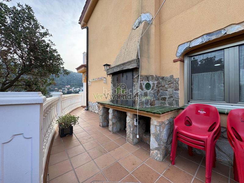 Foto aae15442-8ed7-4a41-a9b6-c7308587911d. Casa en setena avinguda 16 espectacular casa con piscina en Torrelles de Llobregat