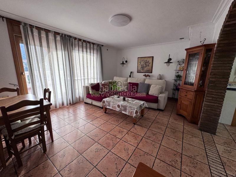 Foto ab90c475-c512-4ec8-957b-86ec6966a77e. Casa en setena avinguda 16 espectacular casa con piscina en Torrelles de Llobregat
