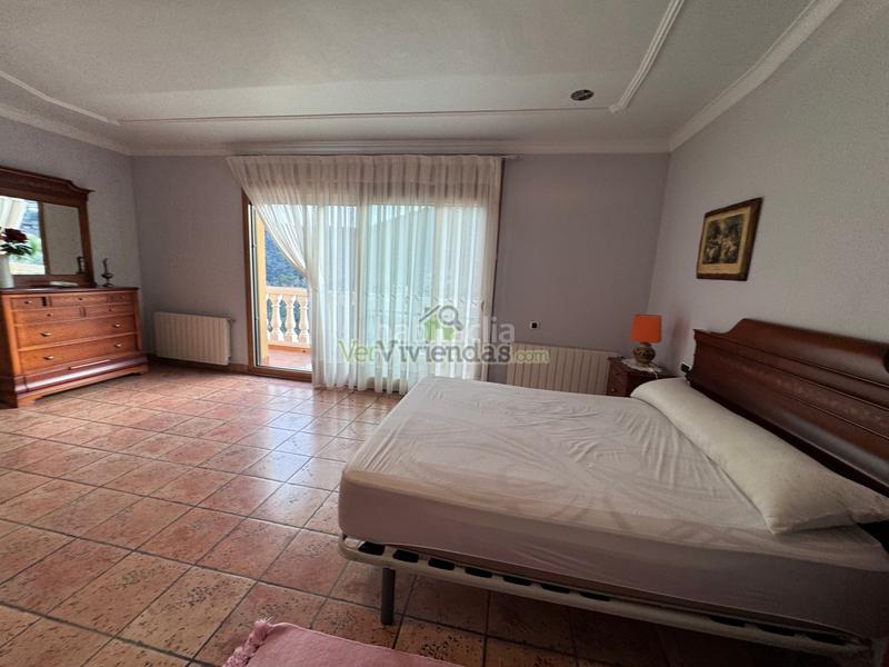 Foto d396e913-7ba4-4097-aaec-a4edd90f7152. Casa en setena avinguda 16 espectacular casa con piscina en Torrelles de Llobregat