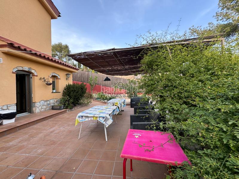 Foto e31cfeea-7902-43f3-b071-29a1b301b5e5. Casa en setena avinguda 16 espectacular casa con piscina en Torrelles de Llobregat