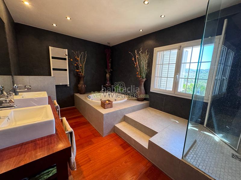 Foto 43f448df-6b77-454b-a27f-81eb38a89b64. Casa en calle mayor 15 espectacular casa con piscina en Cervelló
