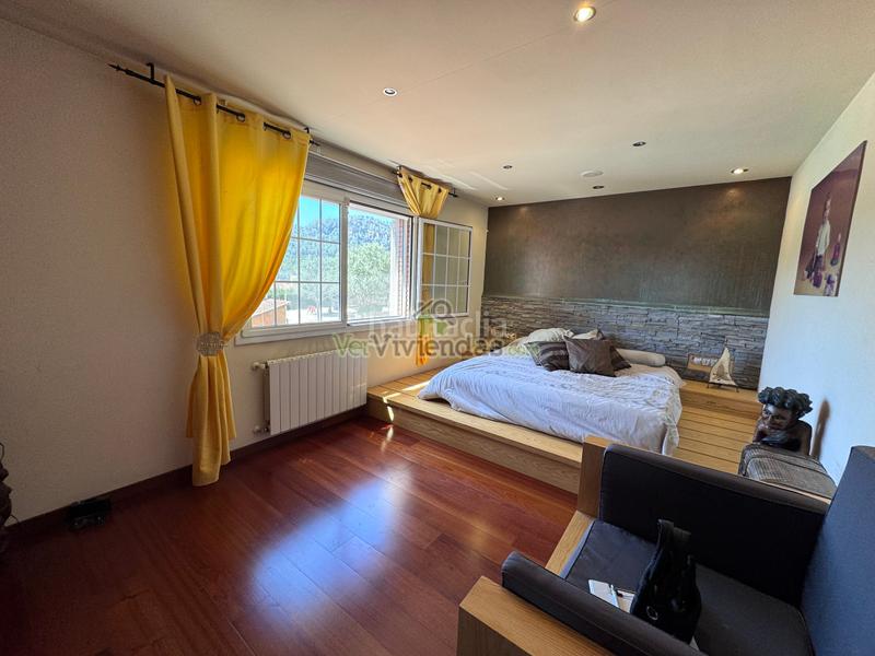 Foto 472f4295-66e5-4a8e-8bbc-b0177b45d4d5. Casa en calle mayor 15 espectacular casa con piscina en Cervelló