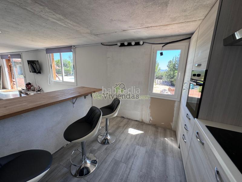 Foto e99d0576-a6a1-45a0-8081-7f41af778f67. Casa en calle mayor 15 espectacular casa con piscina en Cervelló