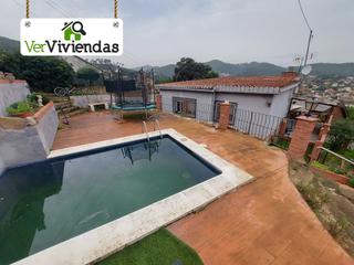 Casa a Carrer de dalt 12. Bonita casa con piscina