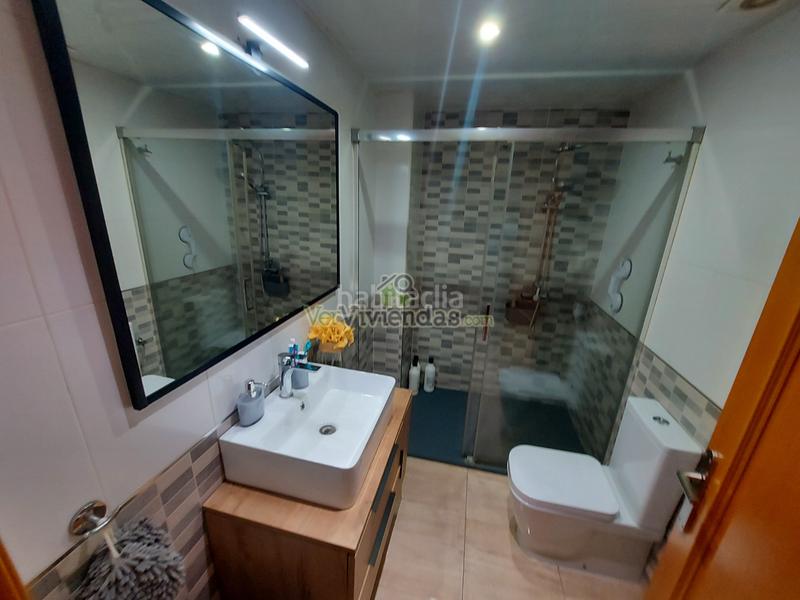 Foto 22e4a60f-18a7-4371-89fb-82e3487d499e. Reihenhaus in carrer de la font 16 in Abrera