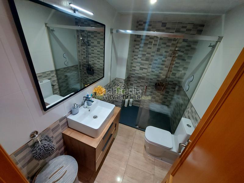 Foto 3200dac7-263b-49f0-82e6-d67f973eff99. Reihenhaus in carrer de la font 16 in Abrera