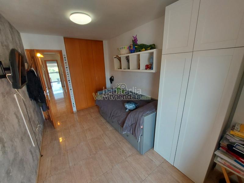 Foto 426ac51a-ae0a-479e-87ab-25a3c80514d2. Reihenhaus in carrer de la font 16 in Abrera