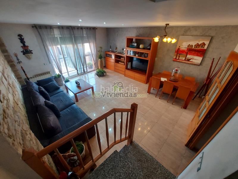 Foto 69ea59c5-3ef7-4334-b1bd-33bfbefc3088. Reihenhaus in carrer de la font 16 in Abrera