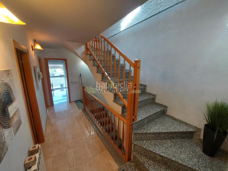 Foto 782dc2b4-ceb4-4c37-b65f-1ec83d4c7c53. Reihenhaus in carrer de la font 16 in Abrera