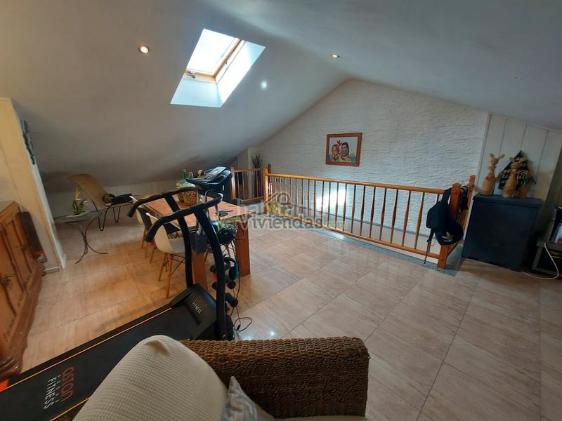 Foto b8400cdc-a623-4d9e-9d6e-f70b8a9221cc. Reihenhaus in carrer de la font 16 in Abrera