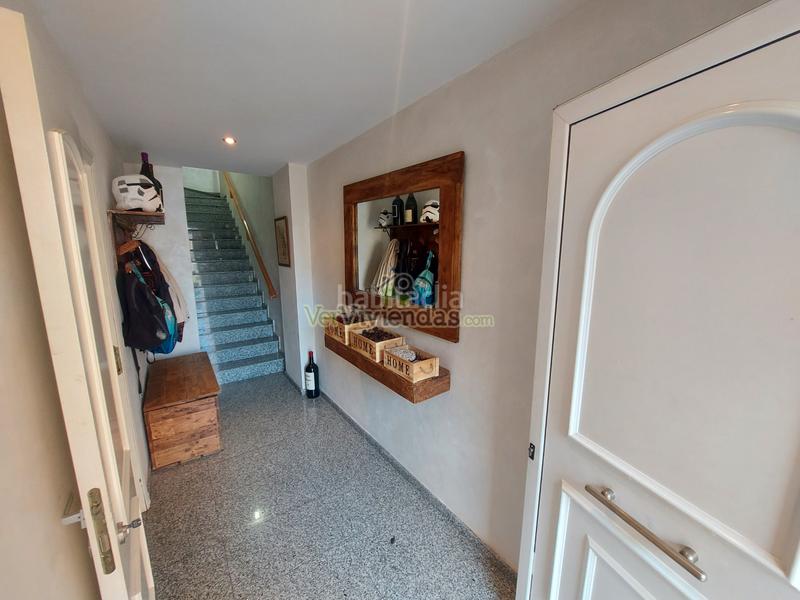 Foto d34846cf-4496-43fe-b022-0dcb14b8b4ed. Reihenhaus in carrer de la font 16 in Abrera