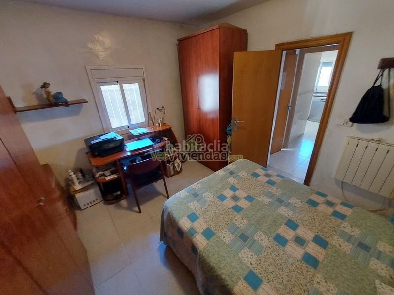 Foto 06427e8d-904a-49d9-8ac0-7875395eb082. Casa a carrer de rafael casanova 140 a Sant Vicenç dels Horts