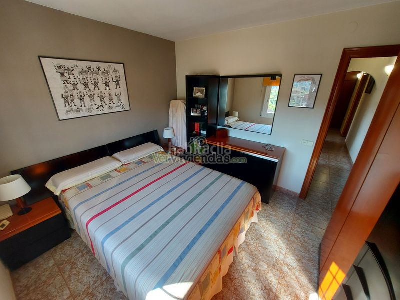 Foto 5eb30449-eed4-4923-9055-7c706c44a6f9. Casa a carrer de rafael casanova 140 a Sant Vicenç dels Horts