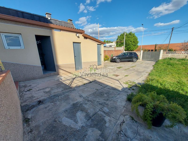 Foto d8e4479a-4439-4605-b442-fd58159ac7e2. Casa a carrer de rafael casanova 140 a Sant Vicenç dels Horts
