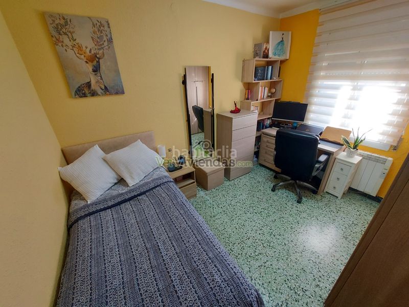 Foto f77afe79-dfe5-4117-9e13-4aa93ff4d2fb. Casa a carrer de rafael casanova 140 a Sant Vicenç dels Horts