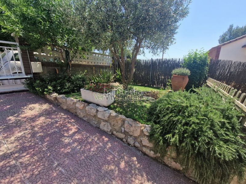 Foto 3f168dab-44ed-4cbf-be42-8707aadd5a19. Casa en carrer 12 santa mª de la vall 3 preciosa casa con piscina en Corbera de Llobregat