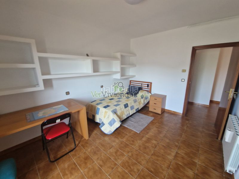 Foto 425a5864-4d2e-45d3-b87c-5d9b809ddb06. Casa en carrer 12 santa mª de la vall 3 preciosa casa con piscina en Corbera de Llobregat
