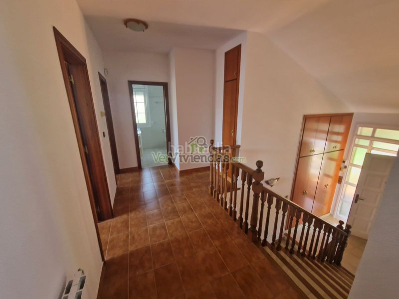 Foto 738fb641-4dc0-4c76-ba27-a463f0c48473. Casa en carrer 12 santa mª de la vall 3 preciosa casa con piscina en Corbera de Llobregat