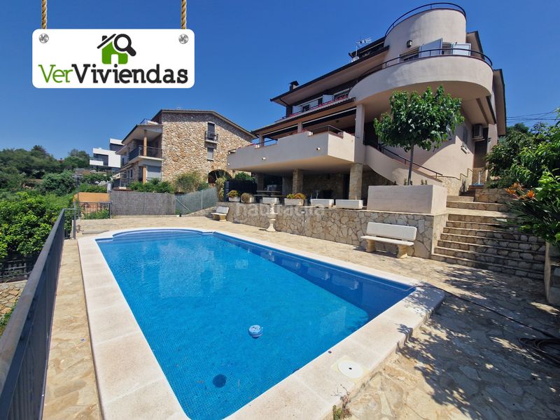 Foto f6ceb894-1bf2-4f33-bffc-6081164d50f9. Casa en carrer 12 santa mª de la vall 3 preciosa casa con piscina en Corbera de Llobregat
