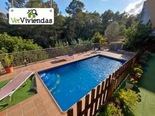 Haus in Carrer de la pujada del pi 215. Espectacular casa con piscina
