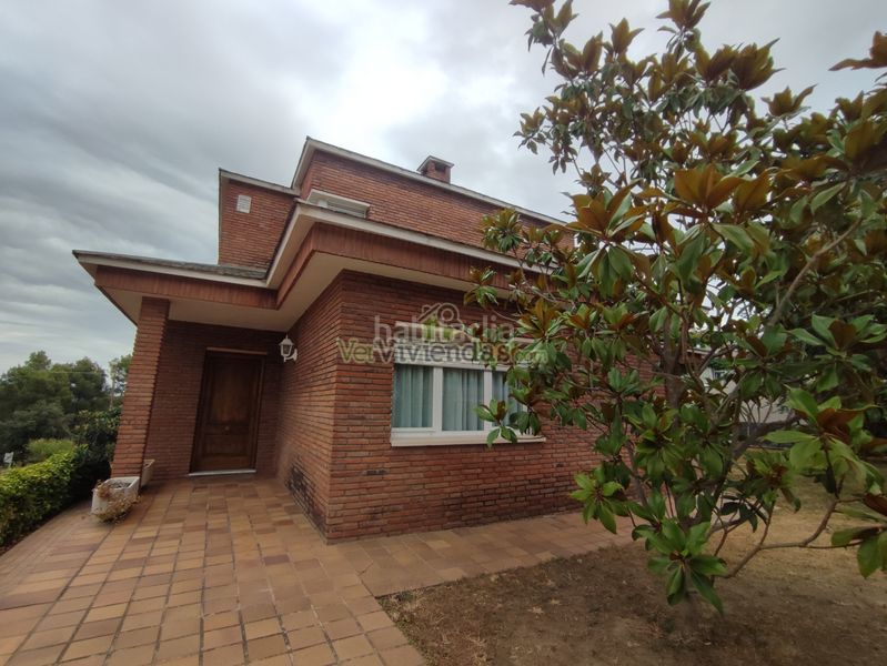 Foto 5885800f-e0d8-47ea-9f21-42f142c2e479. Haus in via agricultura 5 in Pallejà