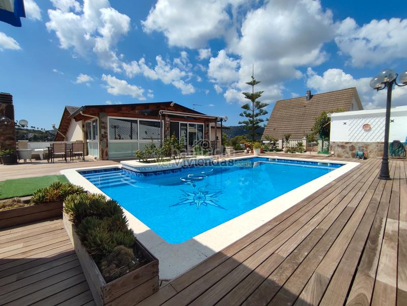 Foto 1c79e491-1164-463f-a995-4a1dc4c018d3. Casa en avinguda dels pinars 77 preciosa casa con piscina en Vallirana
