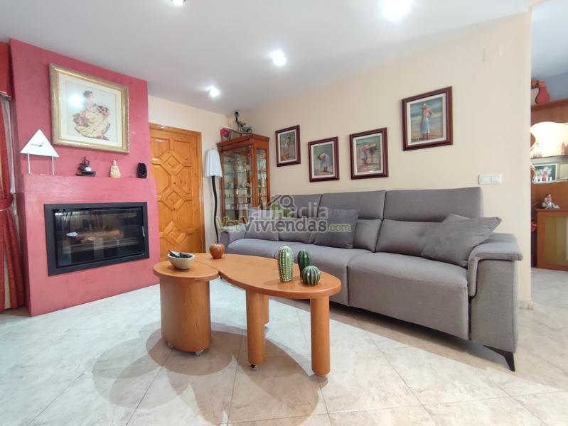 Foto b400b7b8-0420-4bee-9d6d-546a9d8db0de. Casa en avinguda dels pinars 77 preciosa casa con piscina en Vallirana