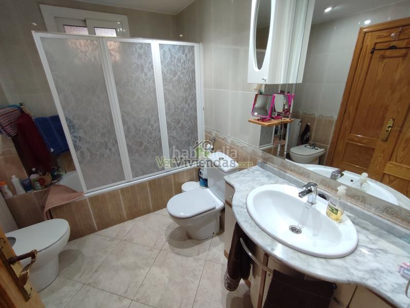 Foto e1b629ab-5923-4bc2-b0af-26922087aeeb. Casa en avinguda dels pinars 77 preciosa casa con piscina en Vallirana