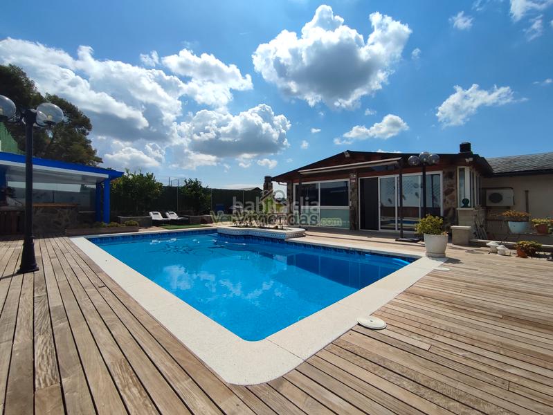 Foto ecebf44e-c8df-4afd-bef9-86a6f0c718ef. Casa en avinguda dels pinars 77 preciosa casa con piscina en Vallirana