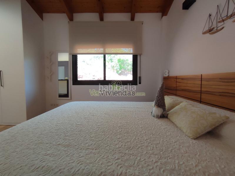 Foto 08f0a326-3269-4fdb-94e3-292d6907373b. Casa en avinguda avinguda 180 espectacular casa con piscina en Torrelles de Llobregat