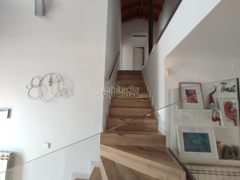 Foto 1f0ee86c-b158-41e4-91fd-125bb4e33462. Casa en avinguda avinguda 180 espectacular casa con piscina en Torrelles de Llobregat