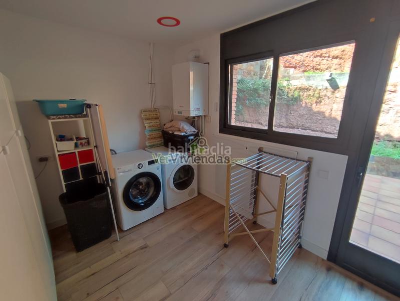 Foto 7063f998-85d5-406d-a477-6074b5fce4aa. Casa en avinguda avinguda 180 espectacular casa con piscina en Torrelles de Llobregat