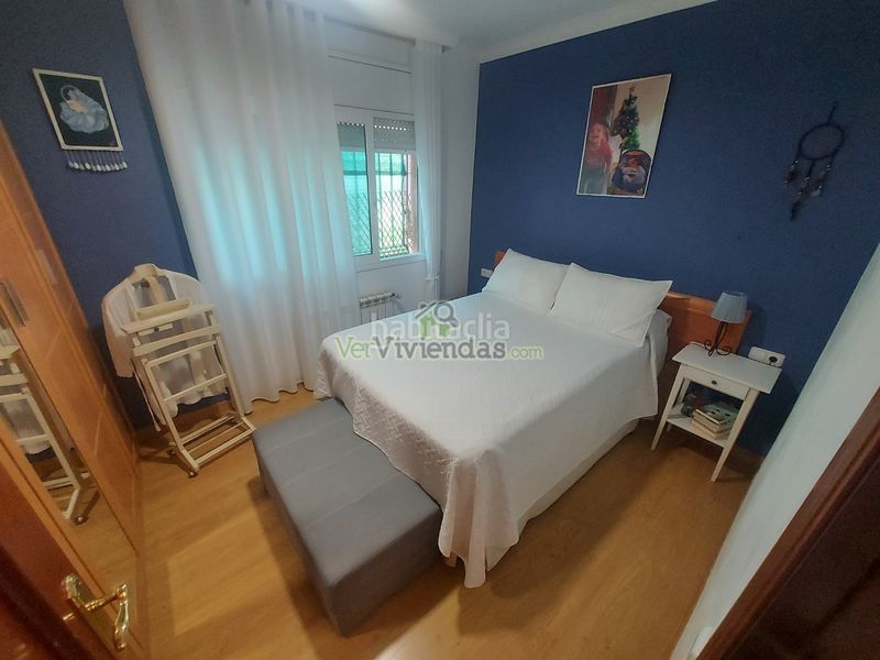 Foto 0bb438ba-4152-4571-becd-5bdfc9e9ce1d. House in carrer carrilet 40 in Sant Esteve Sesrovires