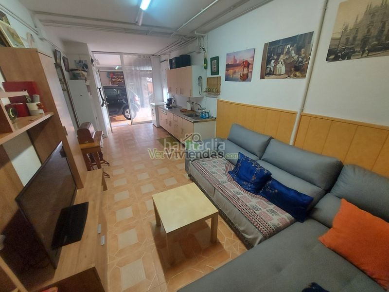 Foto 3ec07281-0a60-4850-9d1f-fb11389b2650. House in carrer carrilet 40 in Sant Esteve Sesrovires