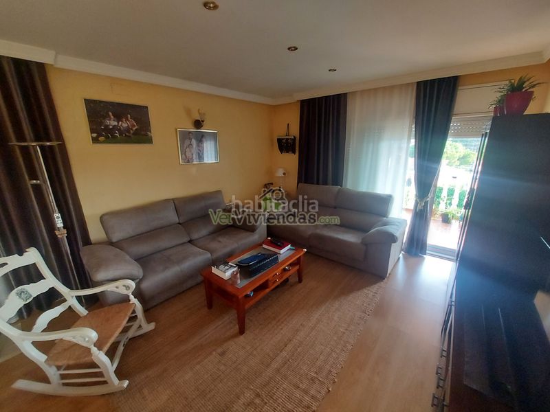 Foto 4e901e62-bd82-451f-b0d4-14157c203e34. House in carrer carrilet 40 in Sant Esteve Sesrovires