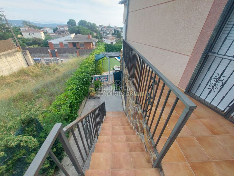 Foto a99597eb-0552-4d43-96b8-3e49201b6680. House in carrer carrilet 40 in Sant Esteve Sesrovires