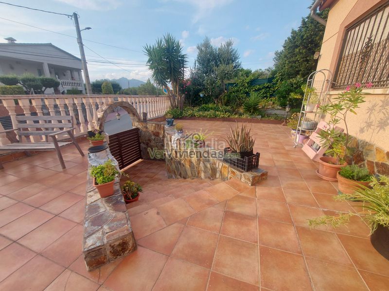Foto d2dedc5a-b984-4955-b818-aacedfb65409. House in carrer carrilet 40 in Sant Esteve Sesrovires